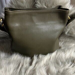 Authentic #9809 Equestrian Olive Green Coach Bucket Bag